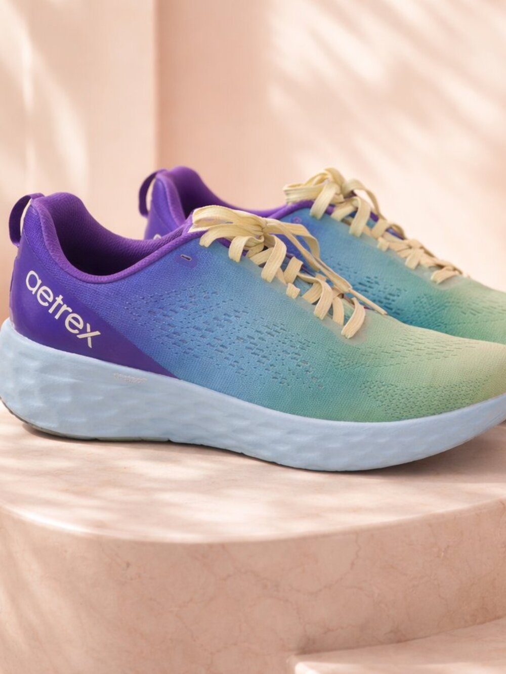 Aetrex Danika Arch Support Sneaker Size 7.5-8 Lime Fade EU38